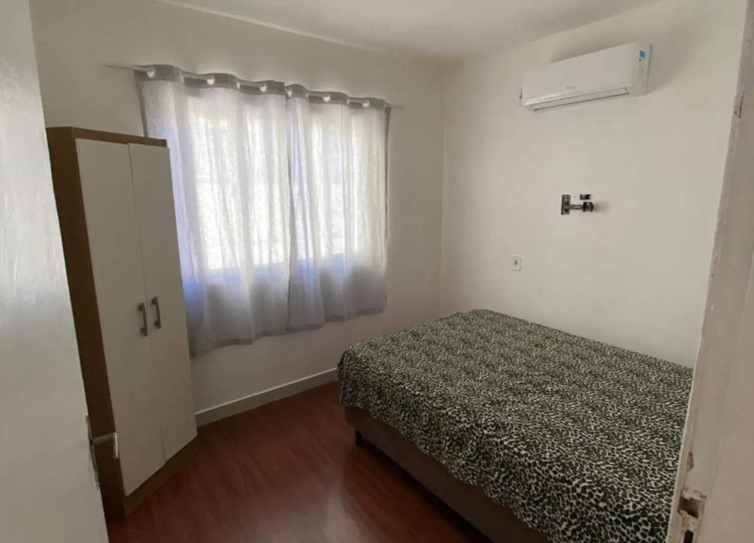 度假居 Casa Com Tres Dormitoria A Uma Quadra Da Praia 邦比尼亚斯